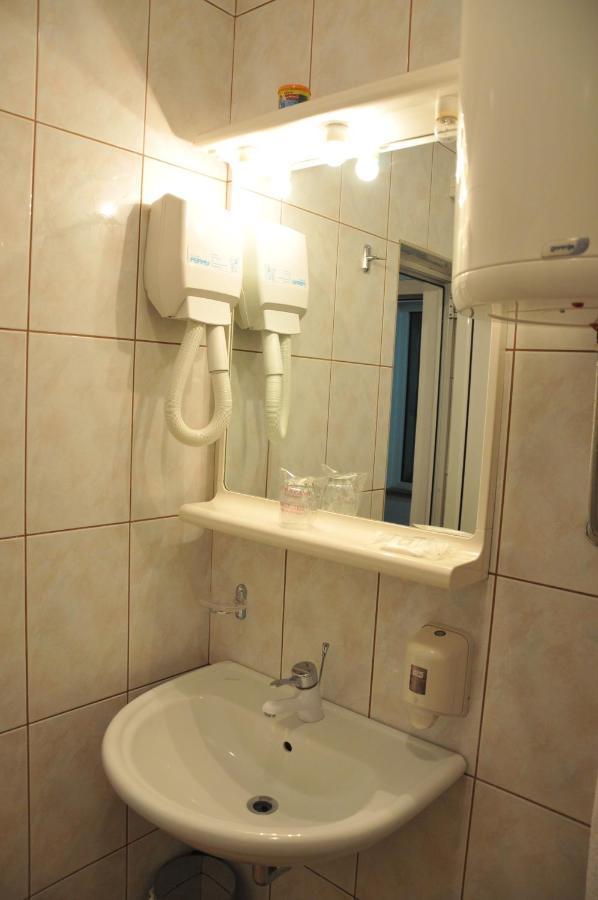 Hotel Terex Naselje Starosjedilaca Dış mekan fotoğraf