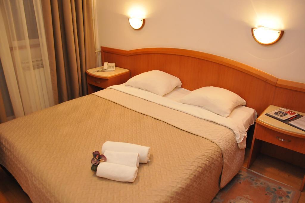 Hotel Terex Naselje Starosjedilaca Dış mekan fotoğraf