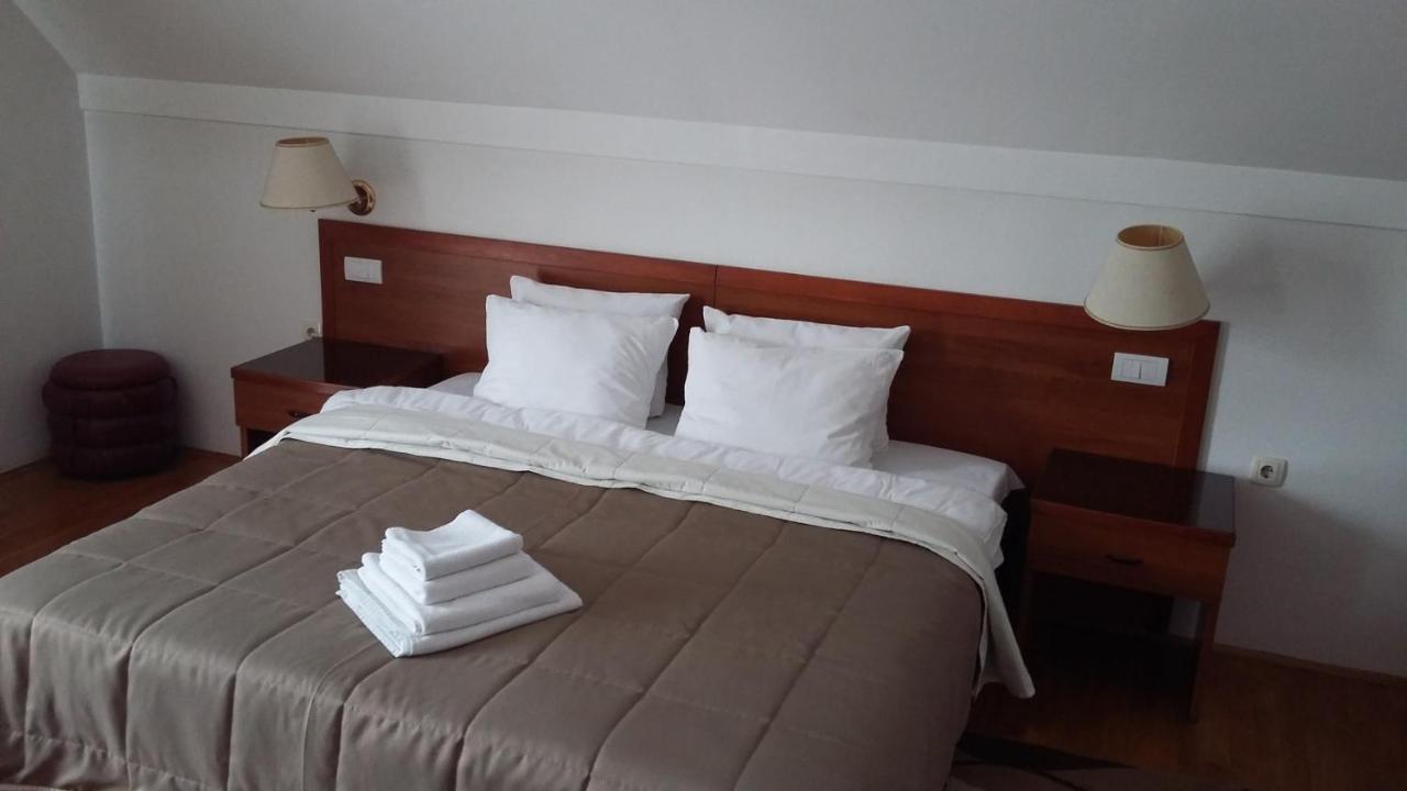 Hotel Terex Naselje Starosjedilaca Dış mekan fotoğraf